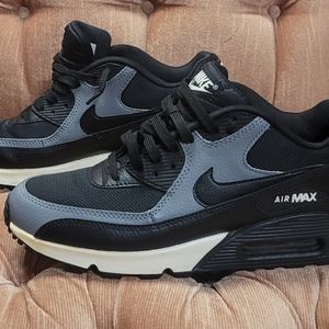 Nike Air Max 90
